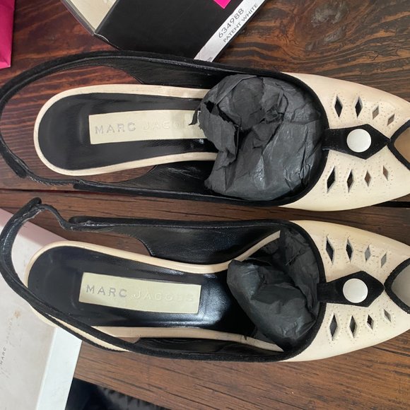 Marc Jacobs White Patent Leather Slingback Kitten Heels Sz 6.5 - Picture 3 of 6